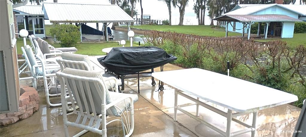 For Sale: $449,500 (3 beds, 2 baths, 1525 Square Feet)