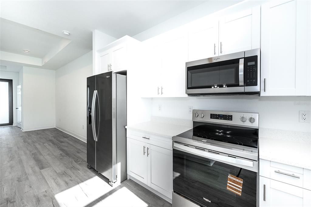 В аренду: $1,950 (3 спален, 2 ванн, 1632 Квадратных фут)