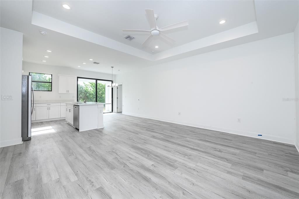 В аренду: $1,950 (3 спален, 2 ванн, 1632 Квадратных фут)