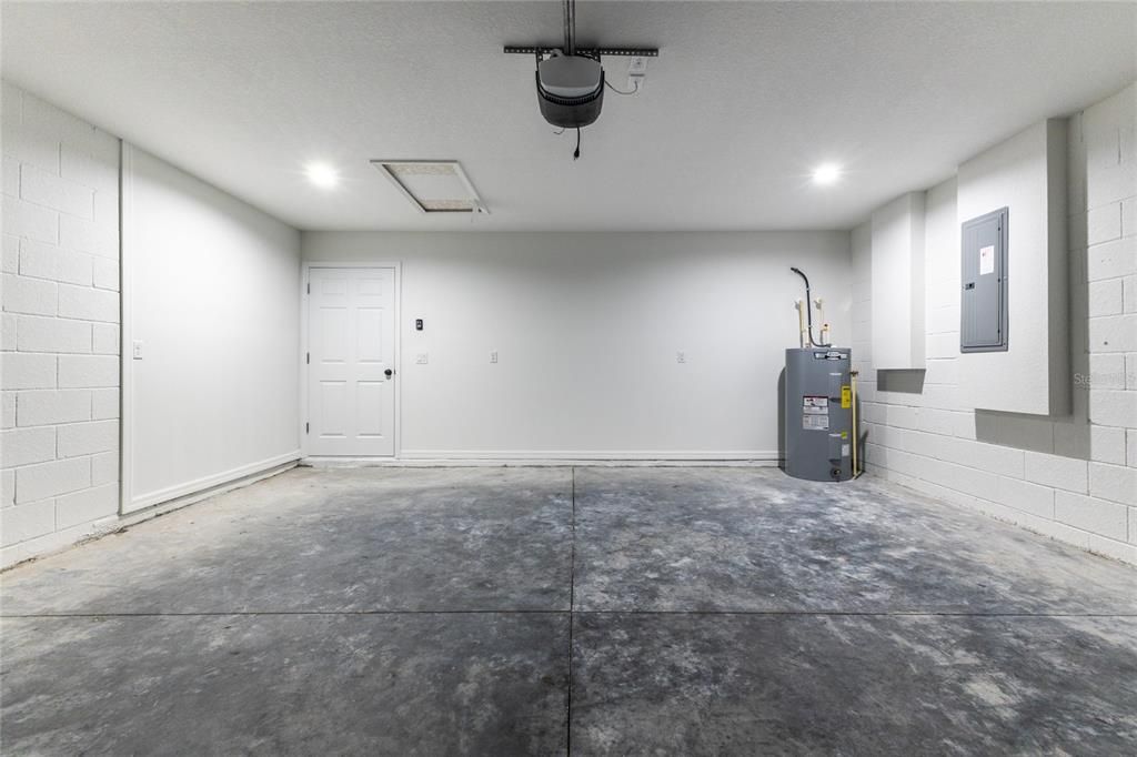 En Venta: $259,900 (3 camas, 2 baños, 1371 Pies cuadrados)