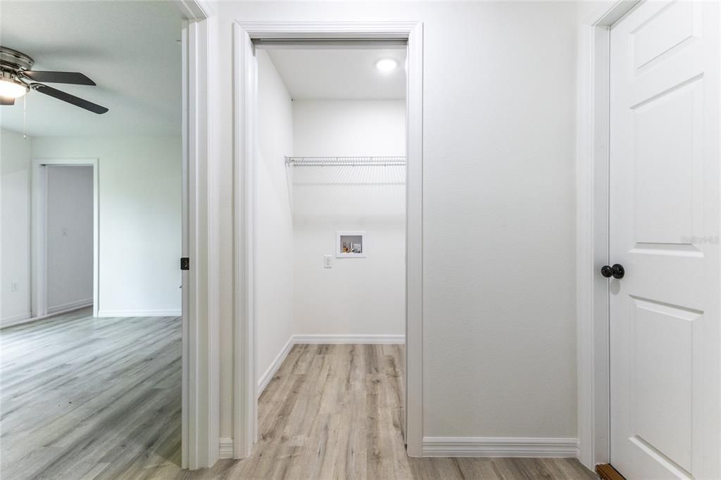 En Venta: $259,900 (3 camas, 2 baños, 1371 Pies cuadrados)