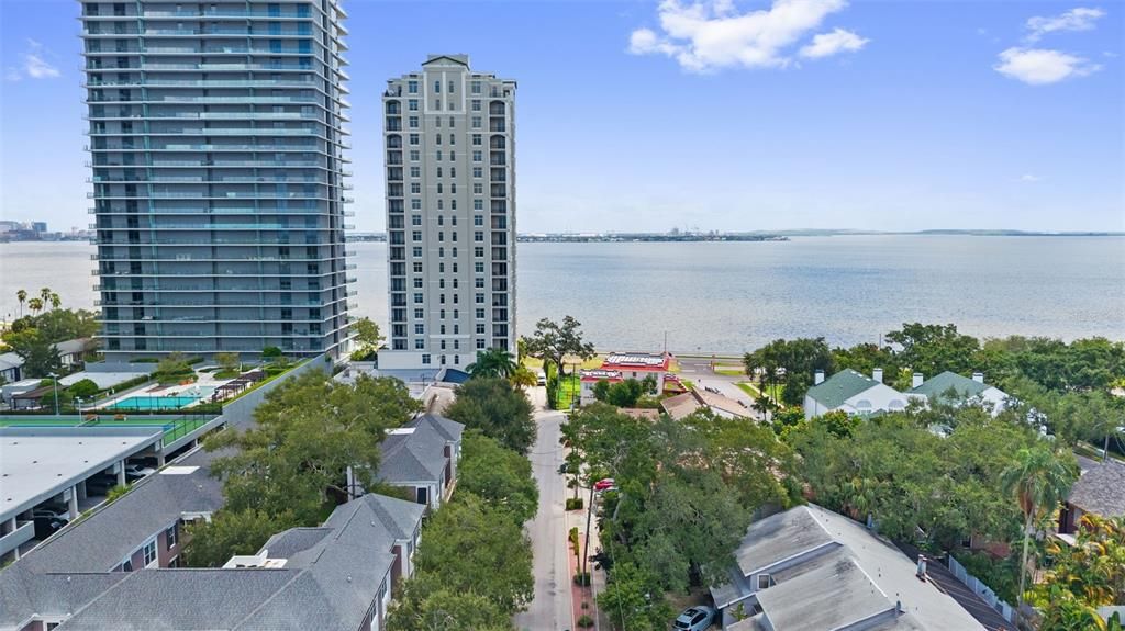 For Sale: $799,000 (3 beds, 2 baths, 2400 Square Feet)