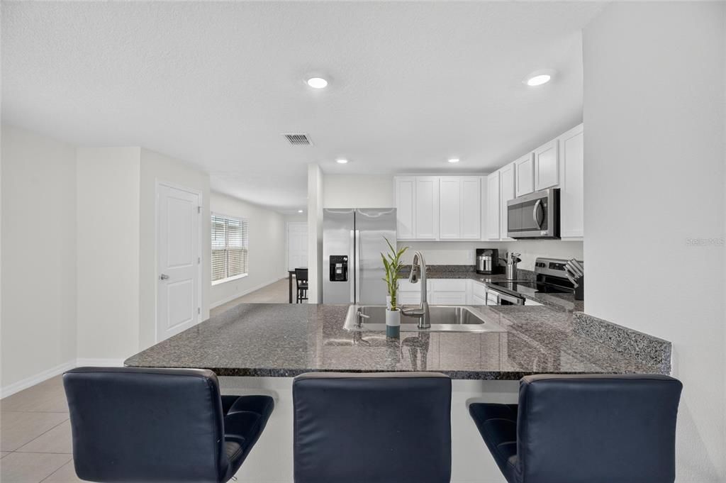 For Sale: $279,000 (3 beds, 2 baths, 1516 Square Feet)