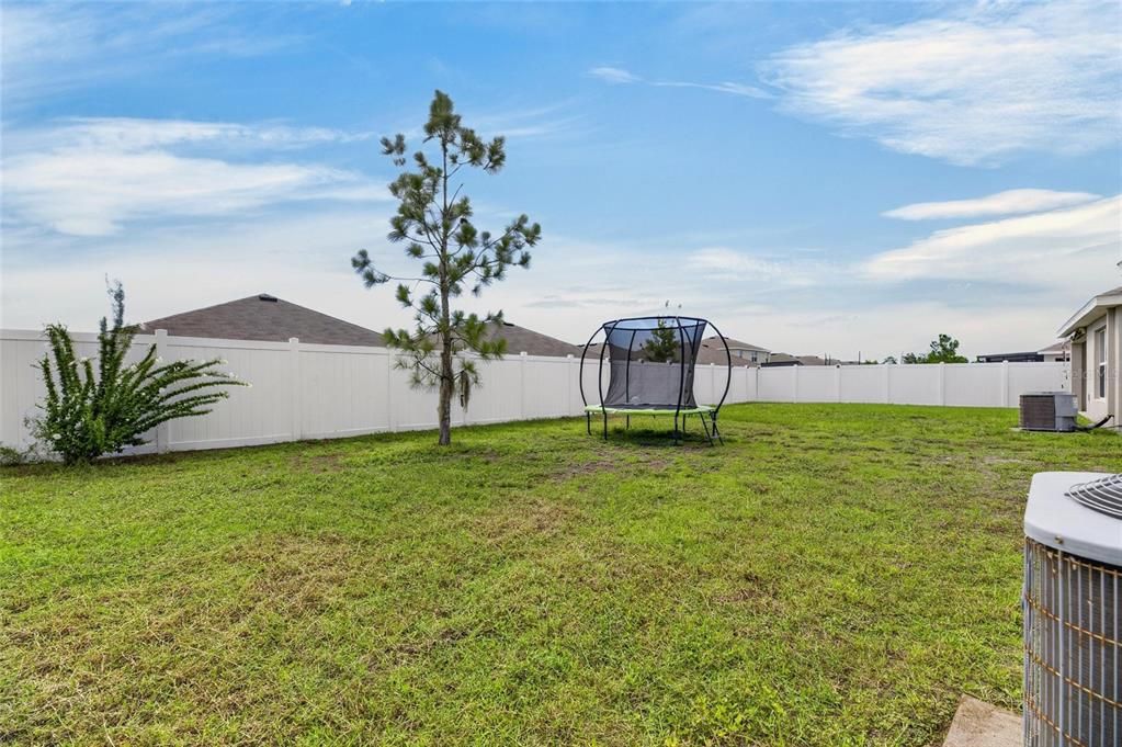For Sale: $279,000 (3 beds, 2 baths, 1516 Square Feet)