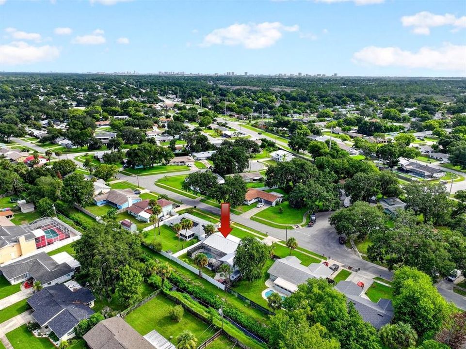 For Sale: $405,000 (3 beds, 2 baths, 1599 Square Feet)