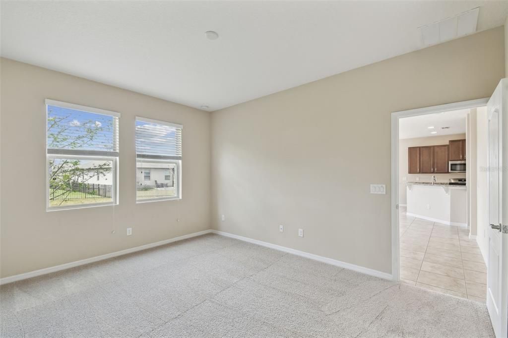 Active With Contract: $525,000 (4 beds, 2 baths, 2560 Square Feet)
