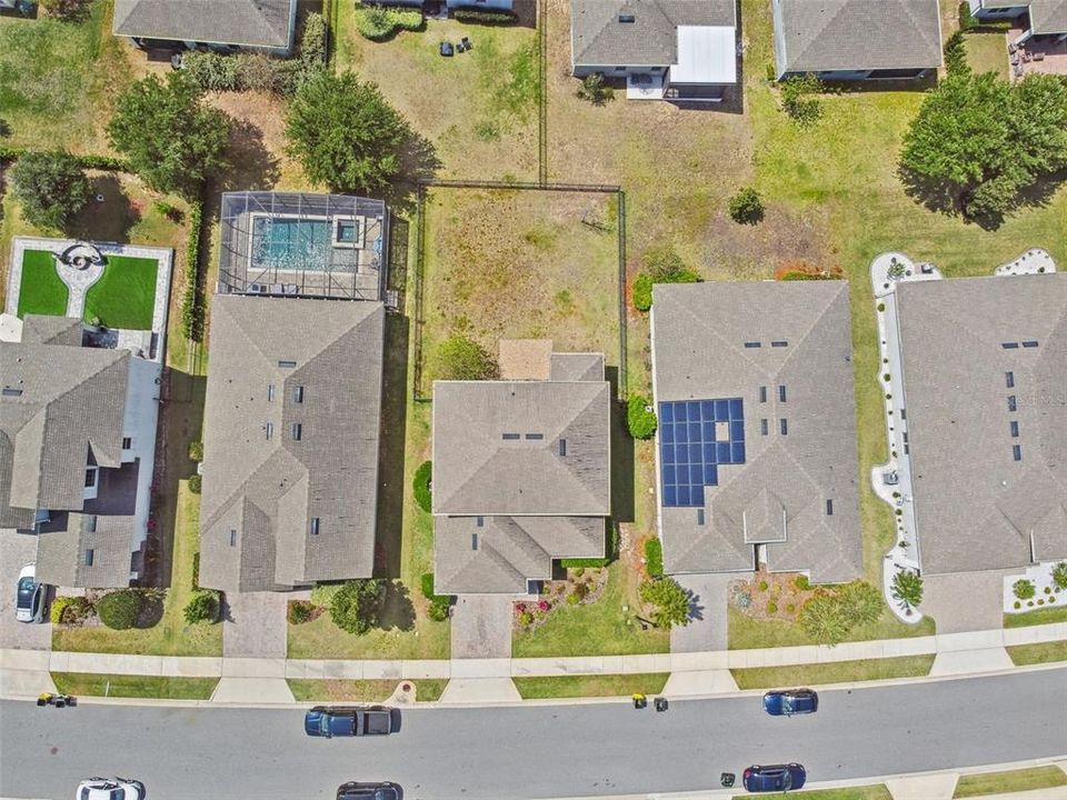 Active With Contract: $525,000 (4 beds, 2 baths, 2560 Square Feet)