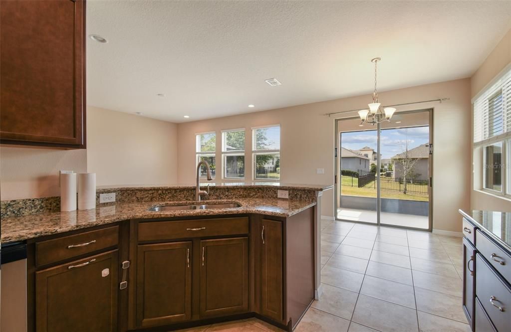 Active With Contract: $525,000 (4 beds, 2 baths, 2560 Square Feet)
