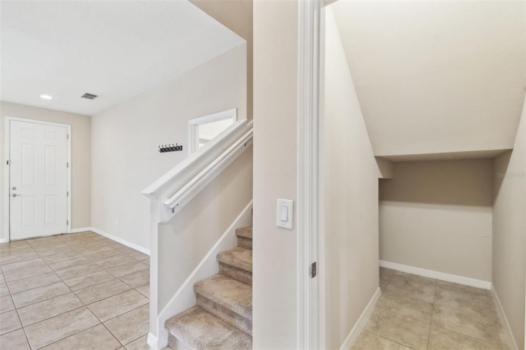 Active With Contract: $525,000 (4 beds, 2 baths, 2560 Square Feet)