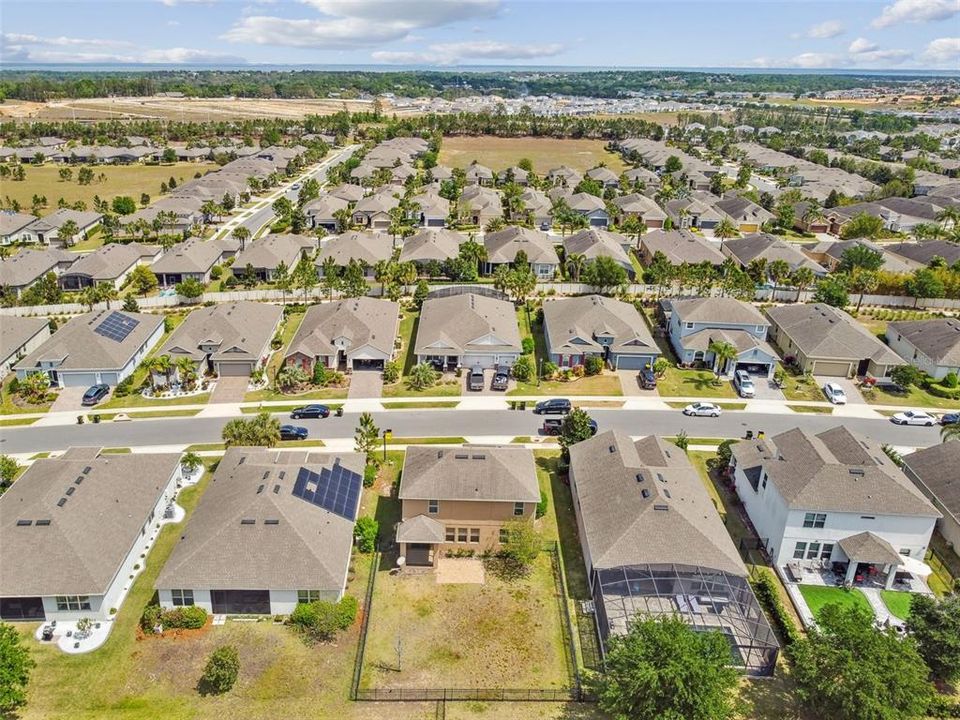 Active With Contract: $525,000 (4 beds, 2 baths, 2560 Square Feet)