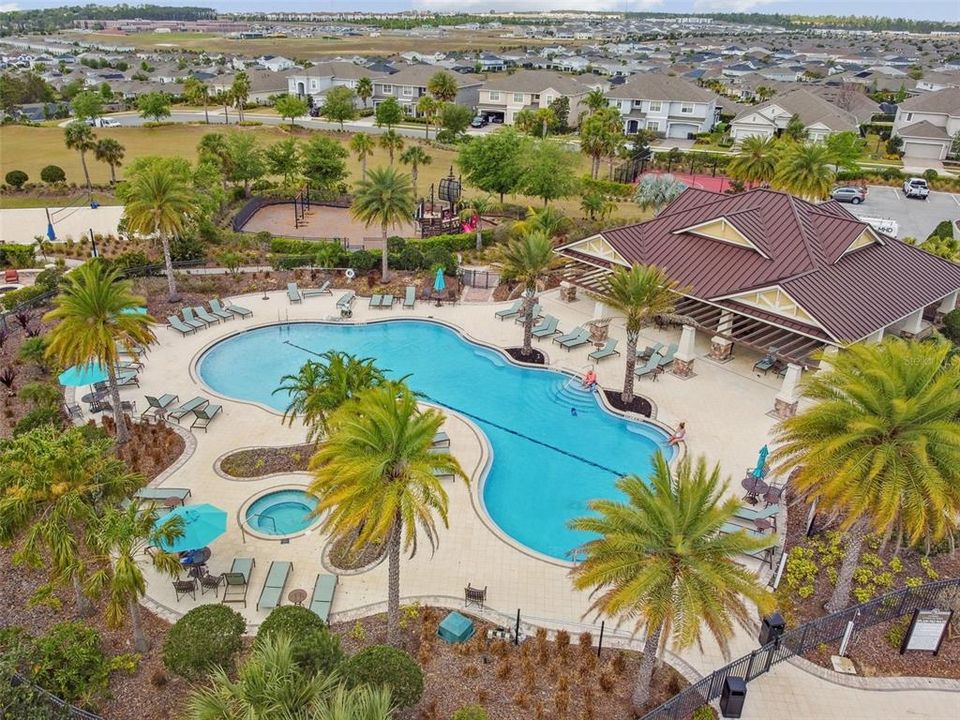 Active With Contract: $525,000 (4 beds, 2 baths, 2560 Square Feet)