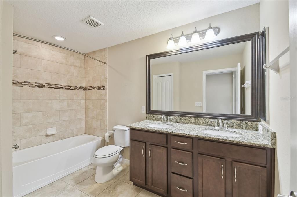 Active With Contract: $525,000 (4 beds, 2 baths, 2560 Square Feet)