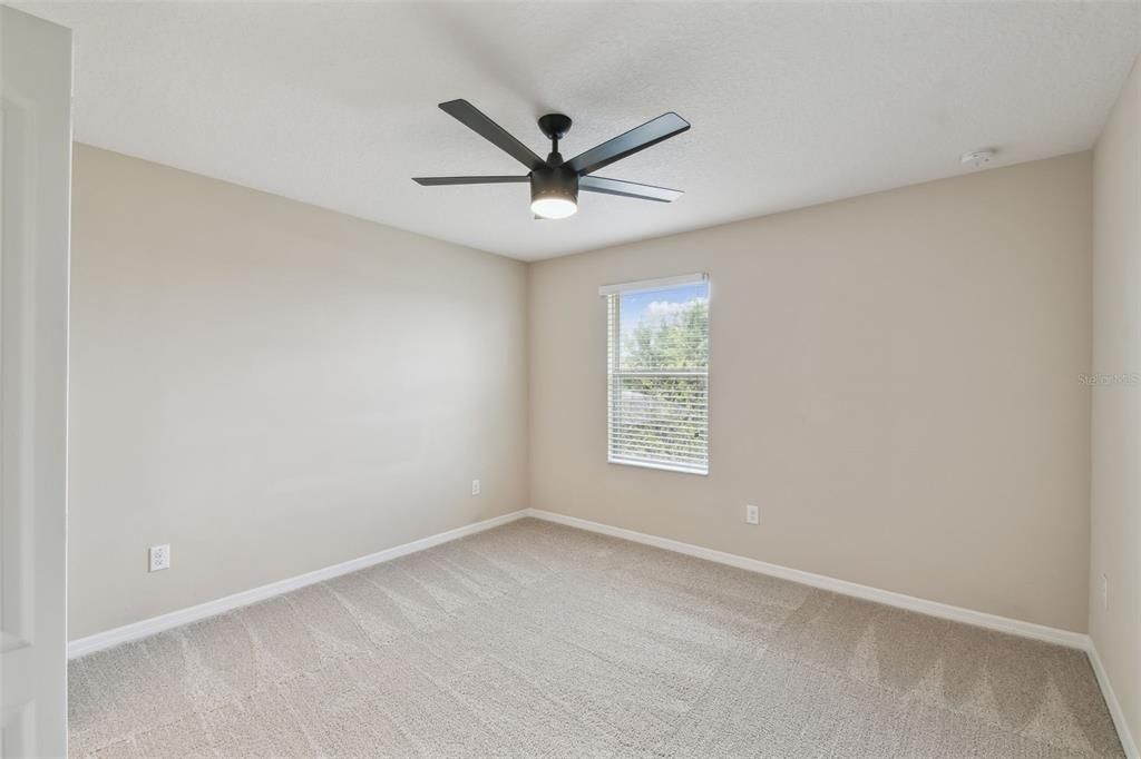 Active With Contract: $525,000 (4 beds, 2 baths, 2560 Square Feet)