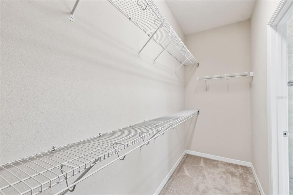 Active With Contract: $525,000 (4 beds, 2 baths, 2560 Square Feet)
