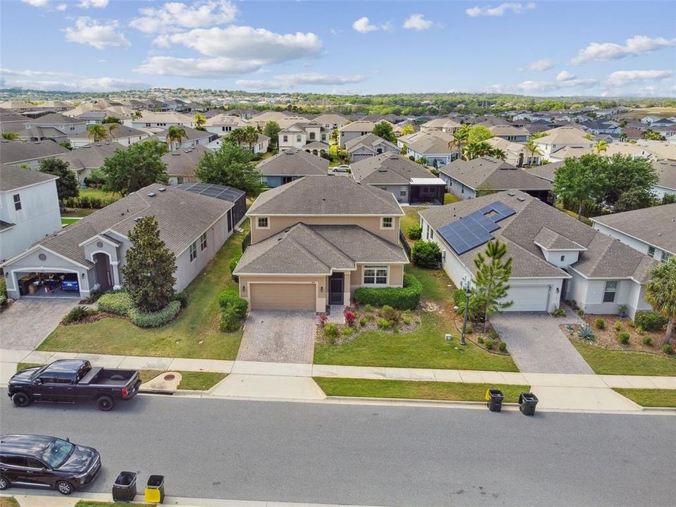Active With Contract: $525,000 (4 beds, 2 baths, 2560 Square Feet)