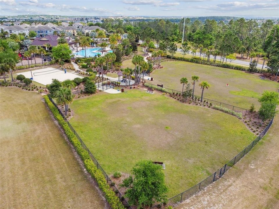 Active With Contract: $525,000 (4 beds, 2 baths, 2560 Square Feet)