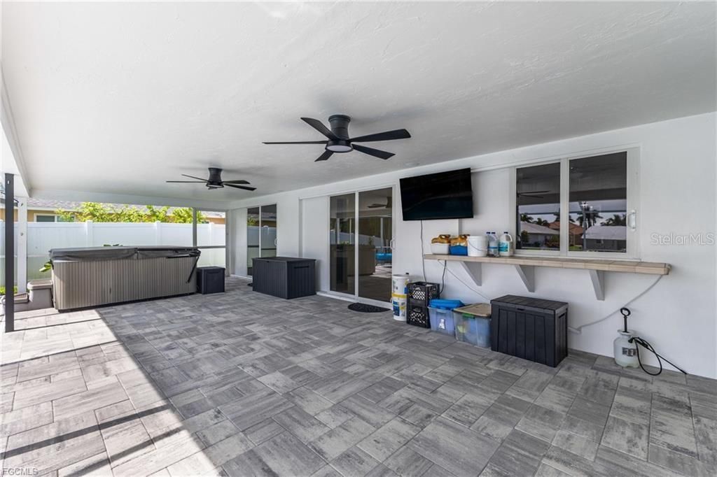 En Venta: $599,900 (3 camas, 2 baños, 1826 Pies cuadrados)