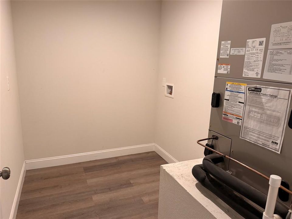 For Rent: $1,700 (3 beds, 2 baths, 1368 Square Feet)