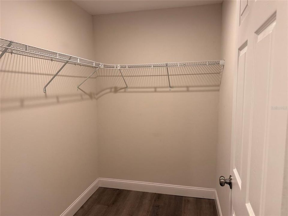 For Rent: $1,700 (3 beds, 2 baths, 1368 Square Feet)