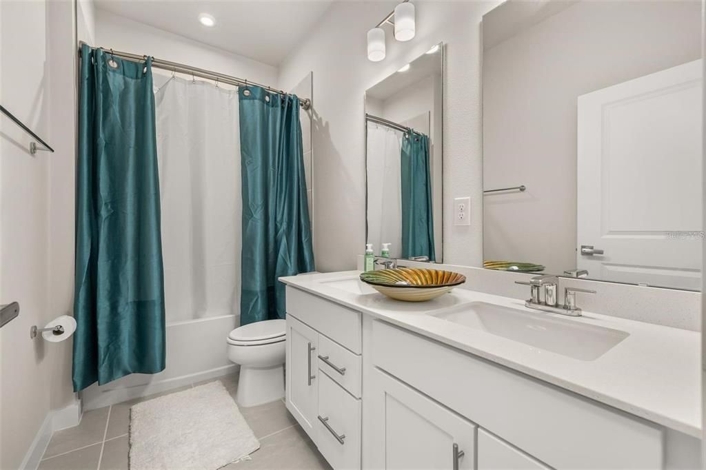For Sale: $599,999 (4 beds, 3 baths, 2551 Square Feet)
