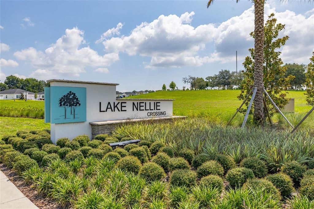 For Sale: $599,999 (4 beds, 3 baths, 2551 Square Feet)