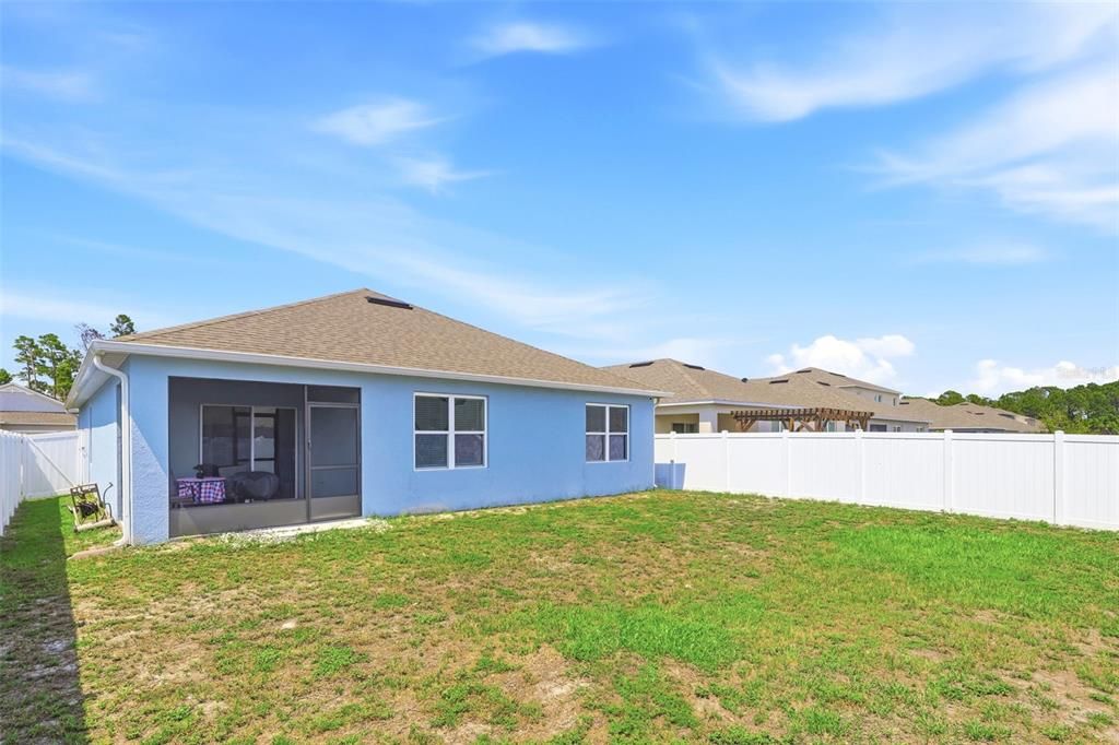 En Venta: $415,000 (4 camas, 2 baños, 1828 Pies cuadrados)