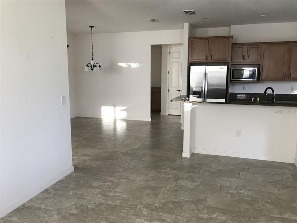 For Rent: $2,200 (2 beds, 2 baths, 1680 Square Feet)