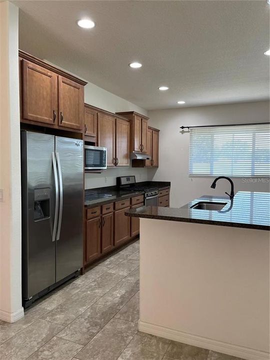 For Rent: $2,200 (2 beds, 2 baths, 1680 Square Feet)