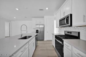 For Sale: $355,000 (4 beds, 2 baths, 1510 Square Feet)