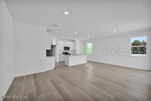 For Sale: $355,000 (4 beds, 2 baths, 1510 Square Feet)