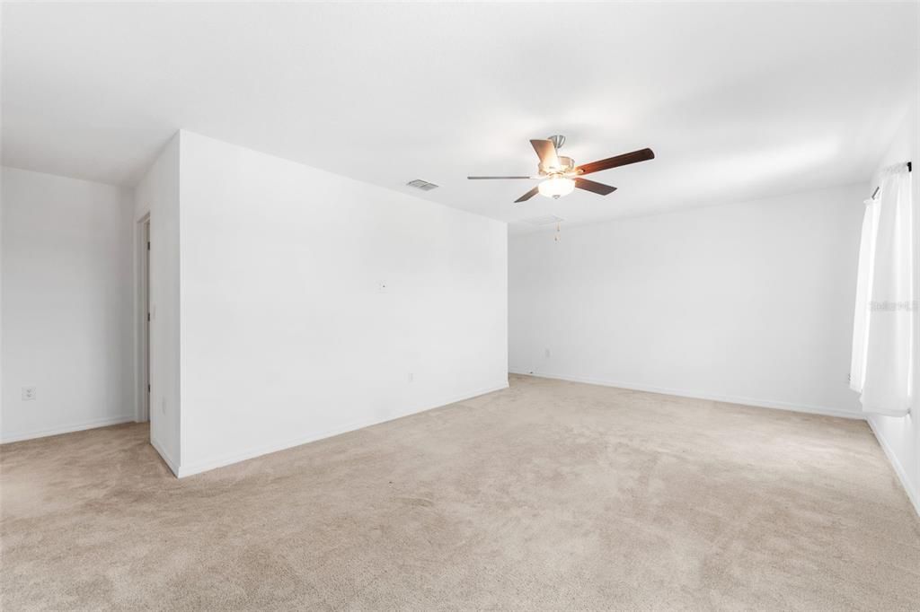 For Rent: $2,450 (3 beds, 2 baths, 2319 Square Feet)