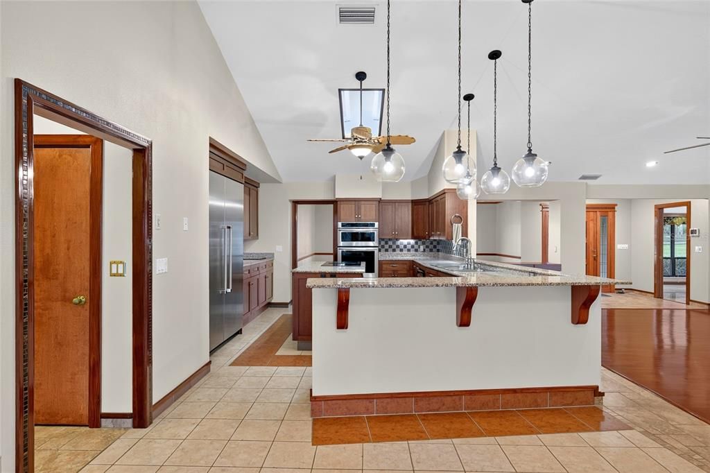 For Sale: $1,500,000 (5 beds, 3 baths, 4277 Square Feet)