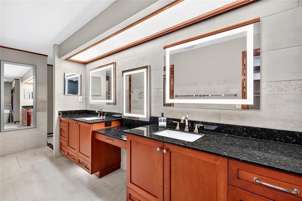 For Sale: $1,500,000 (5 beds, 3 baths, 4277 Square Feet)