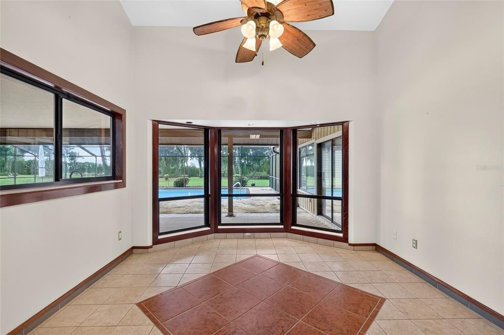 For Sale: $1,500,000 (5 beds, 3 baths, 4277 Square Feet)