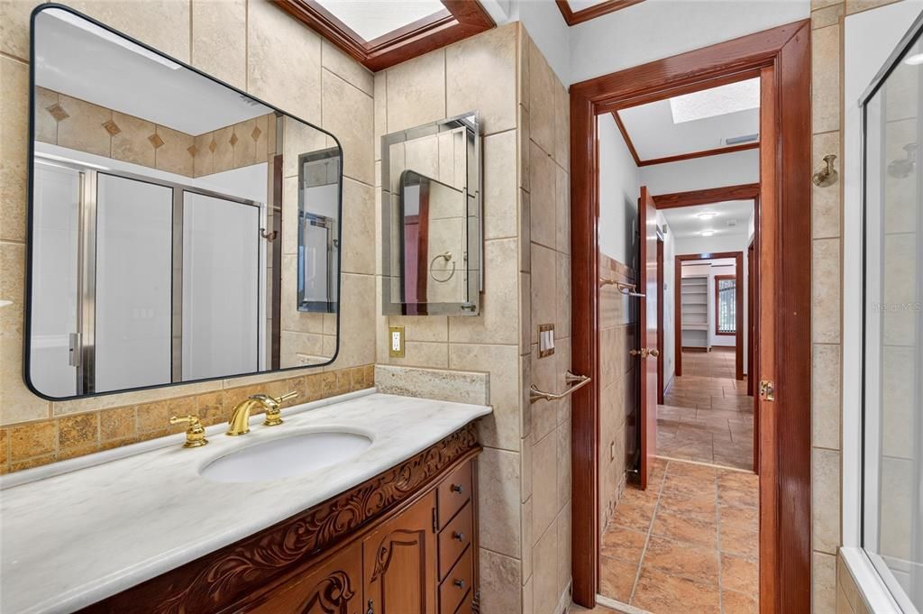 For Sale: $1,500,000 (5 beds, 3 baths, 4277 Square Feet)