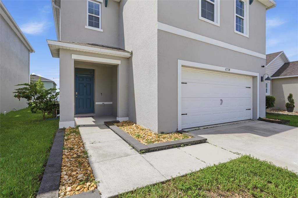 En Venta: $409,990 (4 camas, 2 baños, 2204 Pies cuadrados)
