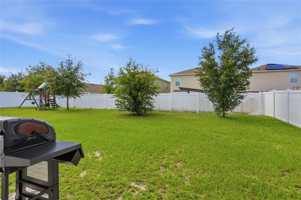 En Venta: $409,990 (4 camas, 2 baños, 2204 Pies cuadrados)