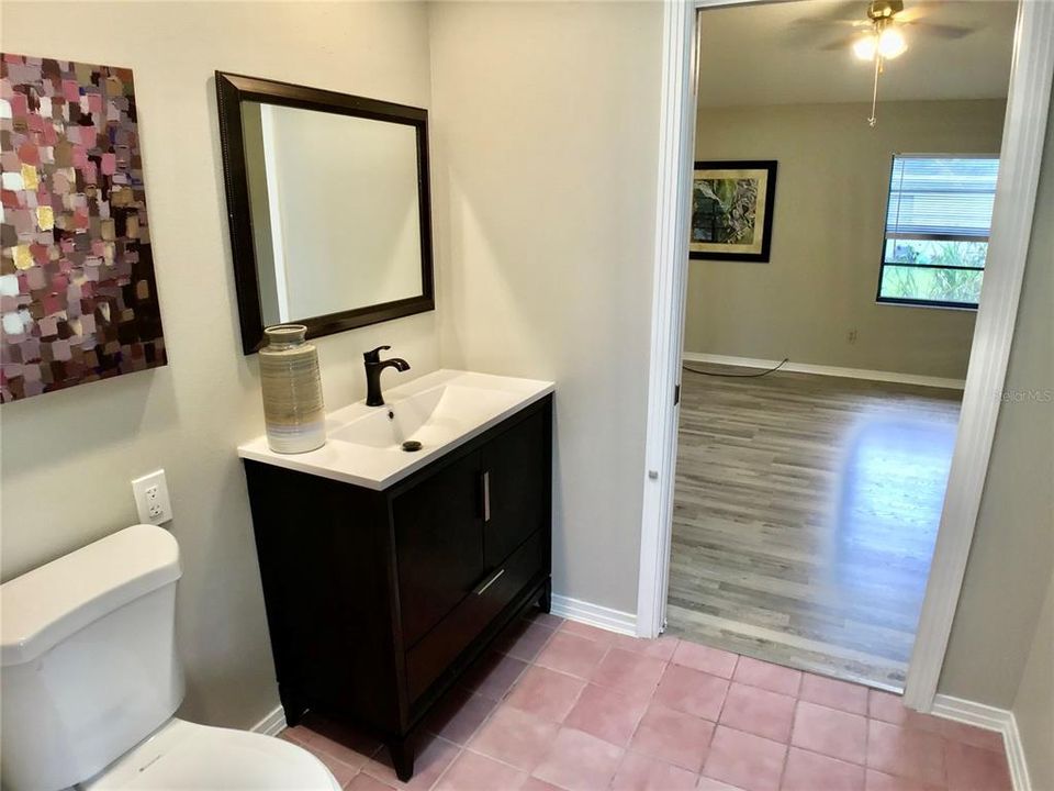 Active With Contract: $2,400 (3 beds, 2 baths, 1679 Square Feet)
