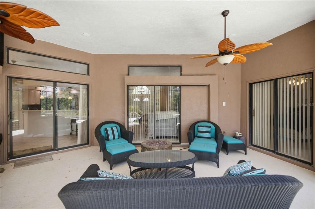 En Venta: $475,000 (3 camas, 2 baños, 1927 Pies cuadrados)