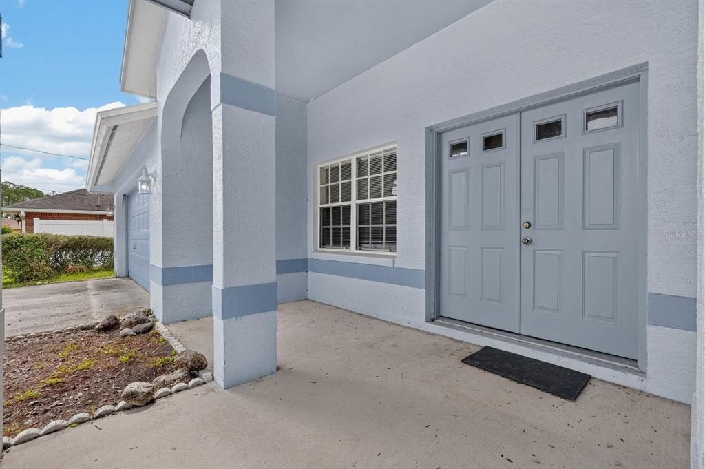 For Sale: $299,999 (3 beds, 2 baths, 1526 Square Feet)