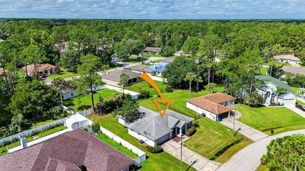 For Sale: $299,999 (3 beds, 2 baths, 1526 Square Feet)