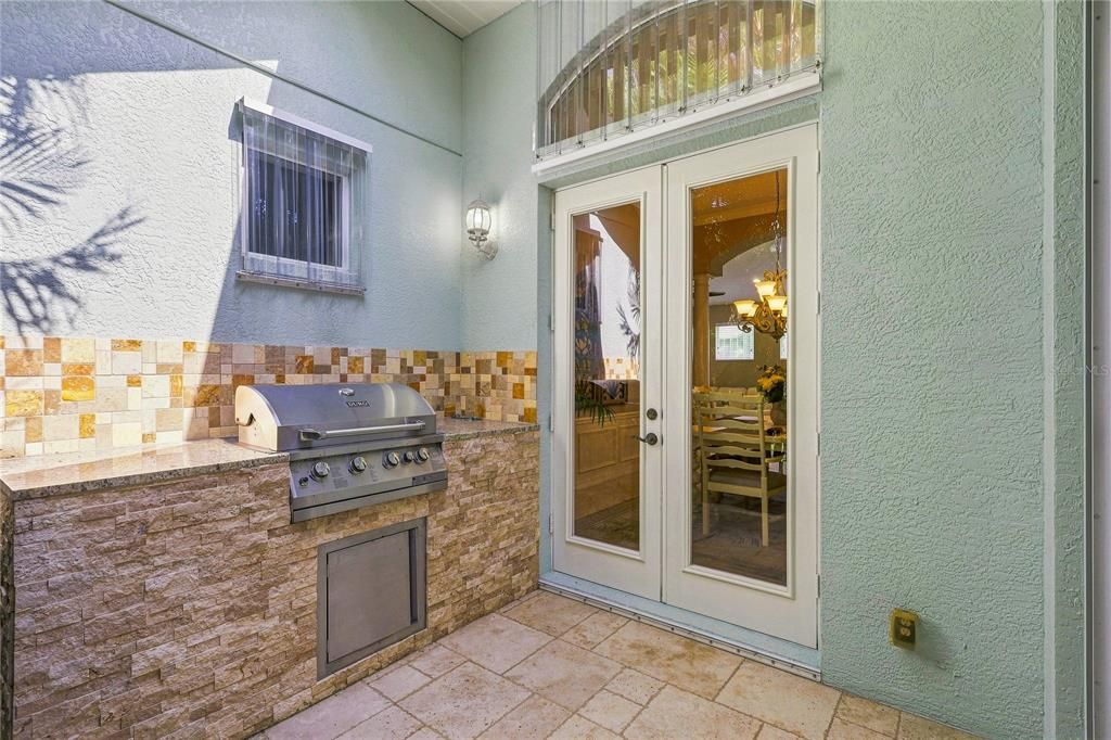 For Sale: $424,900 (2 beds, 2 baths, 1742 Square Feet)