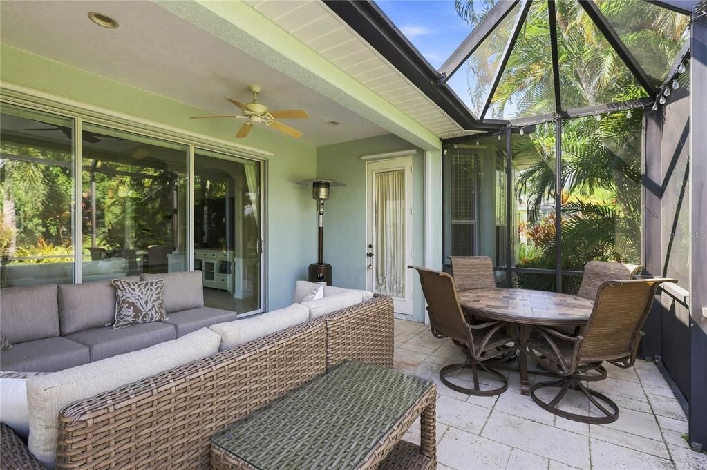 For Sale: $424,900 (2 beds, 2 baths, 1742 Square Feet)