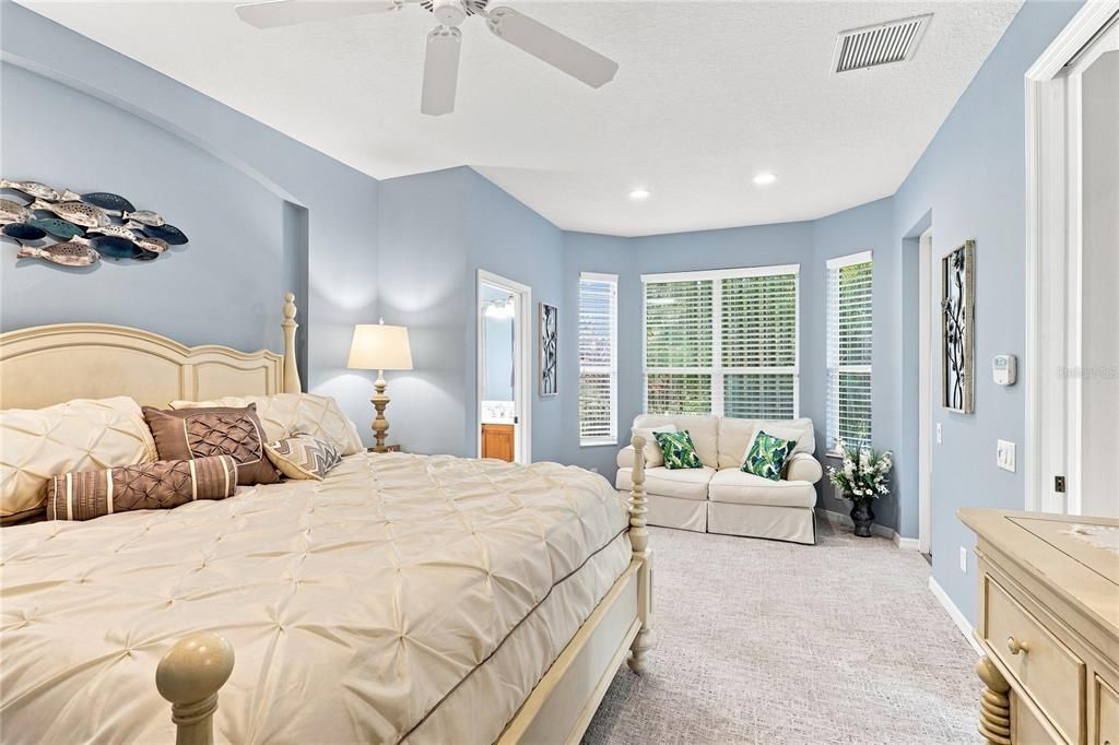 For Sale: $424,900 (2 beds, 2 baths, 1742 Square Feet)