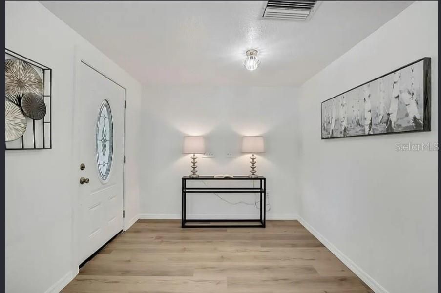 В аренду: $4,500 (4 спален, 3 ванн, 3815 Квадратных фут)