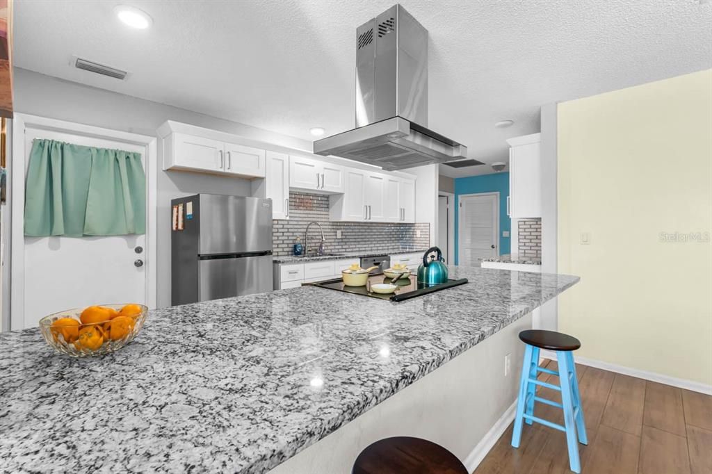 For Sale: $349,000 (3 beds, 2 baths, 2113 Square Feet)