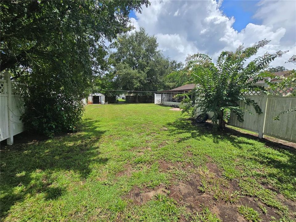 For Sale: $150,000 (2 beds, 2 baths, 1055 Square Feet)