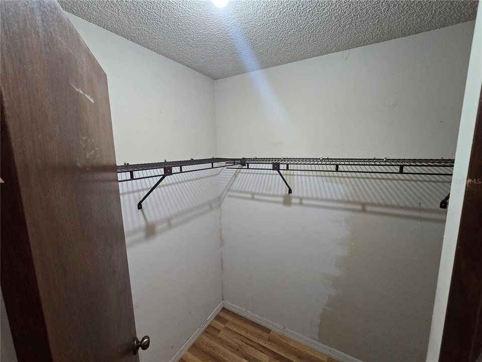 For Sale: $150,000 (2 beds, 2 baths, 1055 Square Feet)