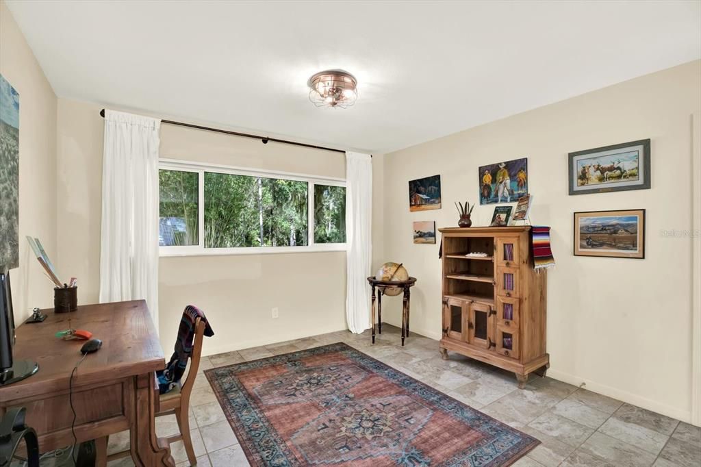 En Venta: $325,000 (3 camas, 2 baños, 1704 Pies cuadrados)