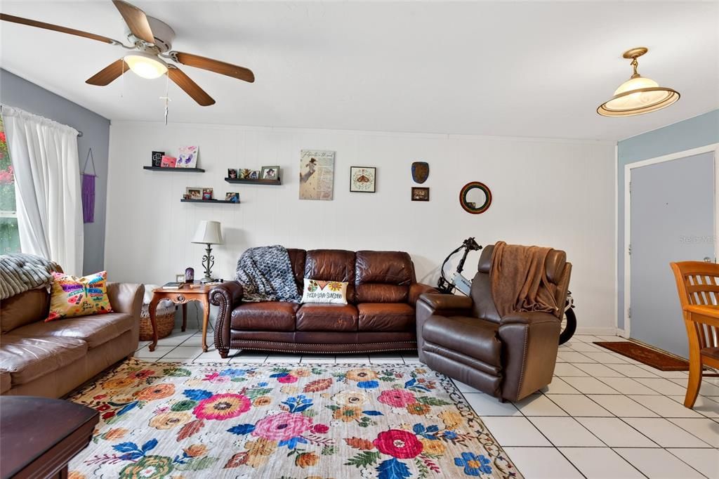 For Sale: $2,450,000 (4 beds, 3 baths, 2414 Square Feet)